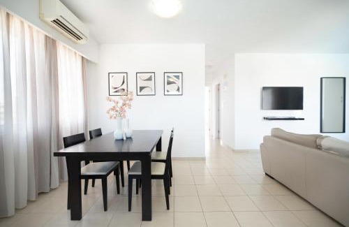 Universal Apartamento | Phaedrus Living Paphos Elysian Horizon