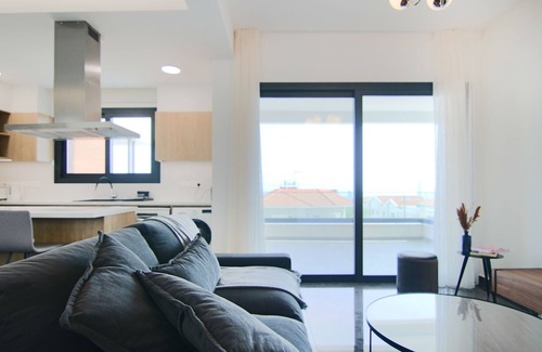 Agios Athanasios Apartamento | Phaedrus Living: Sea View Anna Residence 202