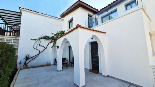 Paphos Villa | Phaedrus Living: Seaview Luxury Villa Venus