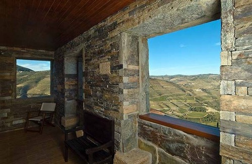 Gouvaes Villa | Phenomenal Pinhao Villa | 3 Bedrooms | Villa Douroco | Beautiful Valley Views | Pool Table