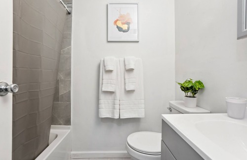 Trevose Casa | Philadelphia Vacation Rental Near Public Transit!