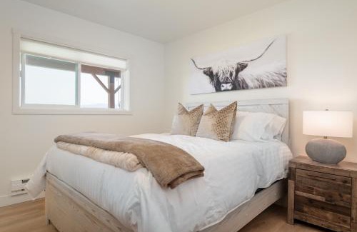 Philipsburg Casa | Philipsburg Suite! Views, Ski, Hike, Fish!