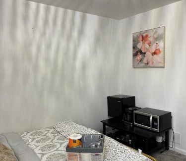 Summit Station Casa | Philmont curve comfortable king bedroom