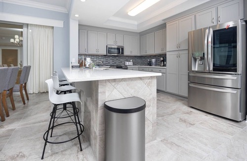 Orange Beach Condominio | Phoenix Gulf Towers 805 4 Bedroom Condo by RedAwning