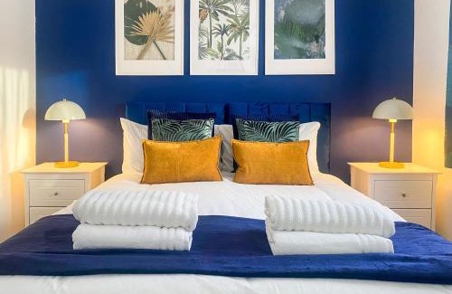 Luton Casa | Phoenix House - 2 Double Bedroom House - Business and Corporate Travellers