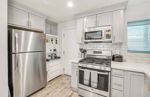 Coronado Casa | Phoenix Retreat, Main House and Casita, Sleeps 8