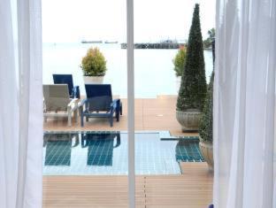 Wichit Hotel | Phuket Boat Quay Hotel Panwa Beach