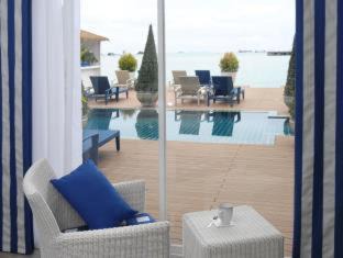 Wichit Hotel | Phuket Boat Quay Hotel Panwa Beach