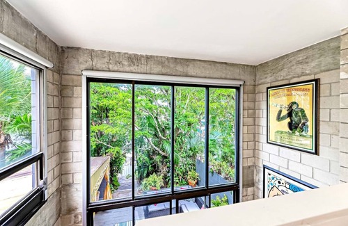 Hendricks and Venice Isles Apartamento | Piano House on the Water