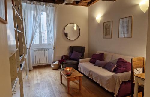 Rione VI Parione Apartamento | Piazza Cancelleria