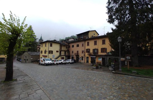 Fiumalbo Apartamento | piazza Iolanda