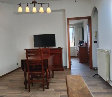 Valentano Apartamento | Piazza Varese