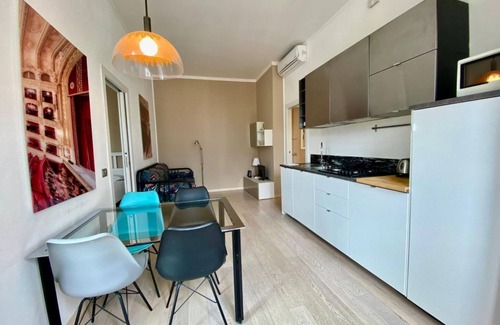 Acquabella Apartamento | Piazzale Susa Bright Flat with Veranda