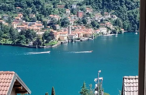 Moltrasio Apartamento | Piazzetta /Stunning Lake View - Welcome Cocktail