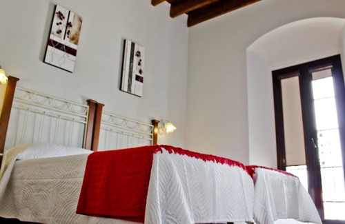 Alcala de los Gazules Cabaña | Apartamento Picacho. (Piscina a compartir)