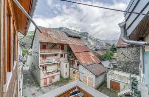 Le Bourg-d'Oisans Apartamento | PicBlanc - Duplex - Chaleureux - Balcon