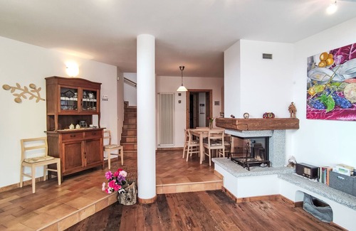 Bleggio Superiore Casa | Picchio Primavera by Interhome