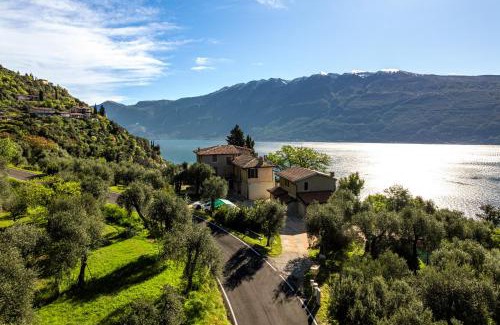 Gargnano Casa | Piccola Meraviglia Sul Garda