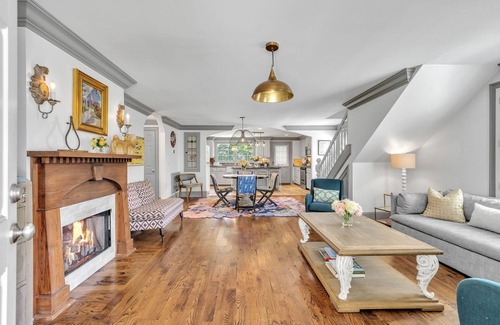 Leipers Fork Casa | Pickers Cottage - Historic Leiper's Fork Retreat