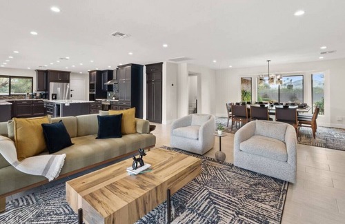 Paradise Valley Village Casa | Pickleball | Basketball | Game Room | Golf Course