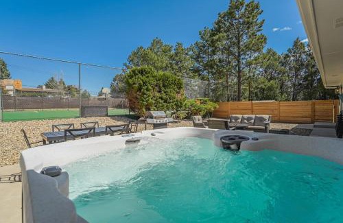 Park Vista Casa | Pickleball Palace Courts & Games & Hot Tub & BBQ