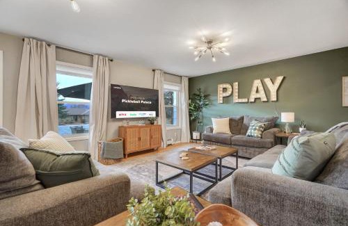 Park Vista Casa | Pickleball Palace Courts & Games & Hot Tub & BBQ