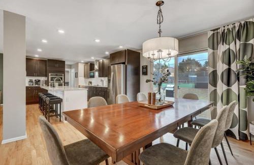 Park Vista Casa | Pickleball Palace Courts & Games & Hot Tub & BBQ