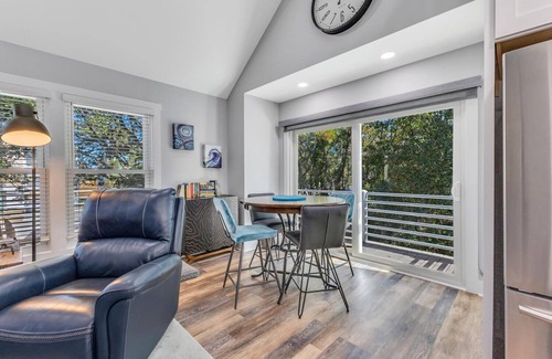 Carolina Beach Casa | ☀️Pickleball Paradise-Private Pool-Bikes-Pickleball Court-Pet Friendly☀️