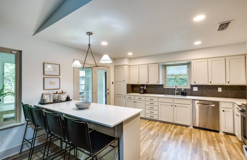 Kemp Casa | Pickleball/Sport Court: Spacious Kemp Home!