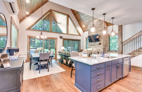 Glenville Cabaña | Screened Porch & On-Site Trails: Glenville Cottage