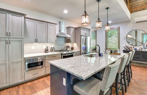 Glenville Cabaña | Screened Porch & On-Site Trails: Glenville Cottage