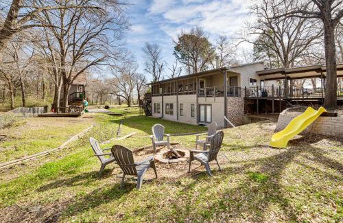 Kemp Casa | PickleballandSport Court Spacious Kemp Home!