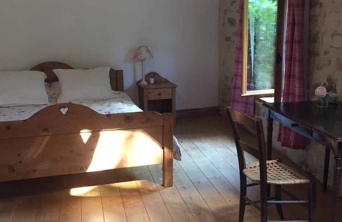Hauteroche Cabaña | Pickwicks Cottage en el corazón de Borgoña