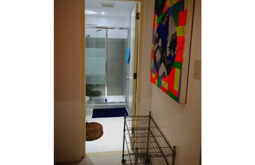 Barangay 16 Apartamento | Pico de Loro Beach y Country Club 2br Art Deco