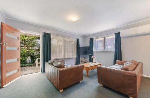 Picton Casa | Picton Central - Picton Holiday Home