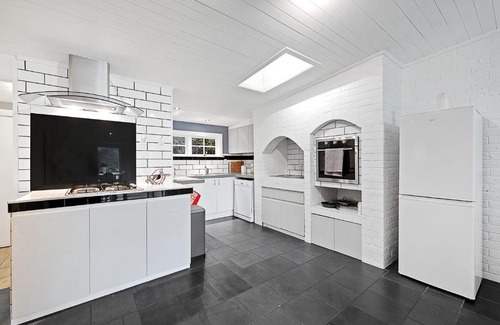 Picton Casa | Picton Stay in Charming Vibes