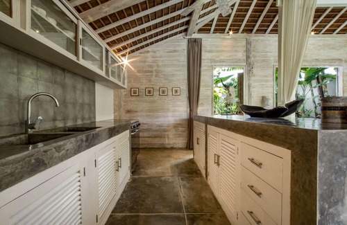 Kerobokan Villa | Luxury 4 Bedroom Villa with Private Pool, Bali Villa 2007