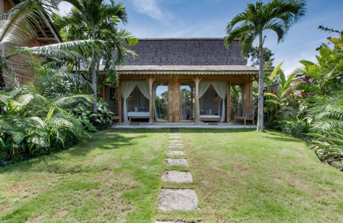 Kerobokan Villa | Luxury 4 Bedroom Villa with Private Pool, Bali Villa 2007
