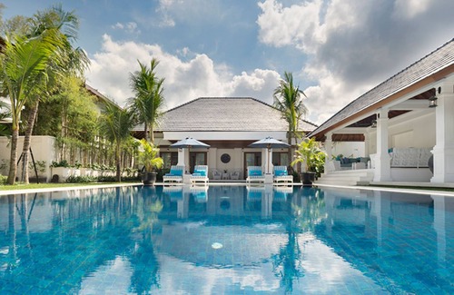 Petitenget Villa | Picture This… Enjoying Your Holiday in Seminyak, Bali, staying in a 5 Star Villa, Bali Villa 2128