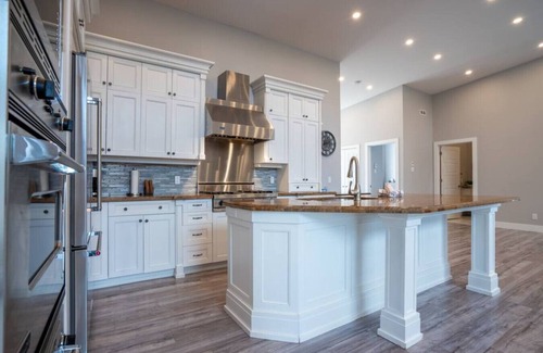Saint-Jean-de-Matha Casa | Piece Of Heaven |Hot Tub | 16 Guests |Pool Table