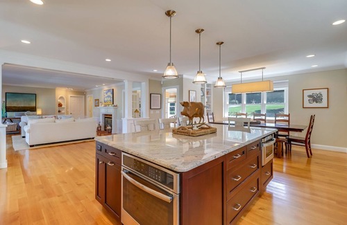 South Orleans Casa | Piece of Paradise: 054-OL Magnificent Orleans Estate w/Pool, Tennis, Assoc. Beach on Pleasant Bay