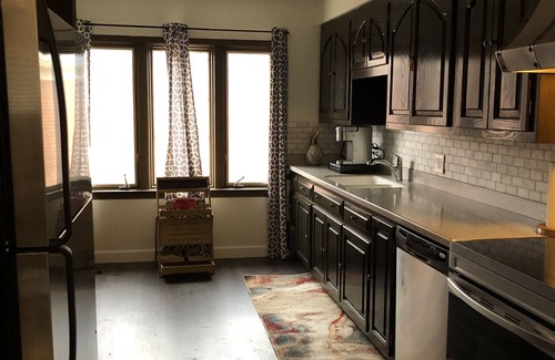 Grosse Pointe Apartamento | Pied-a-terre of Peace 1 BR/1BA