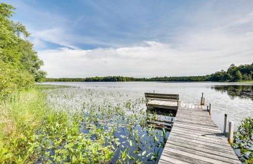 Park Falls Casa | Pier and Lake-View Patio Wisconsin Northwoods Cabin