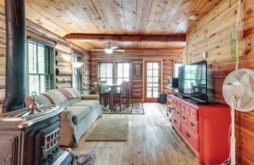 Park Falls Casa | Pier and Lake-View Patio Wisconsin Northwoods Cabin