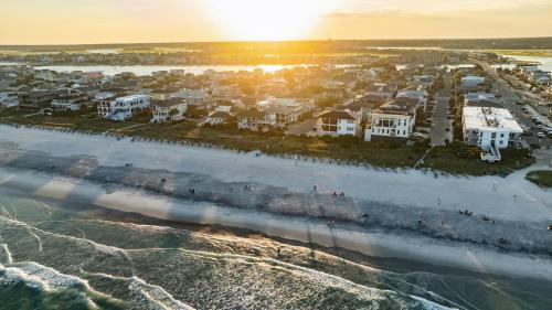 Wrightsville Beach Casa | Pier Haven Upper by Sea Scape Properties