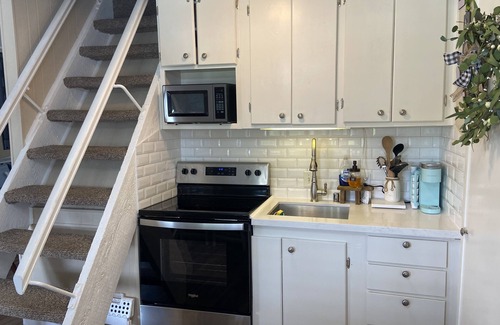 Waterwood Cabaña | Pier Serenity Waterfront!