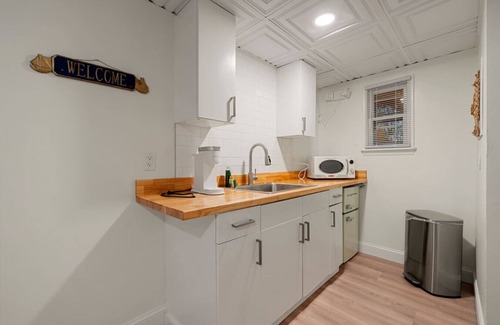 Sylvan Beach Apartamento | `Pier View Flat`–2 Full Beds NEW