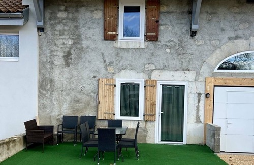 Neydens Apartamento | T2 Duplex-Apartamento-Familiar-Baño en la habitacion