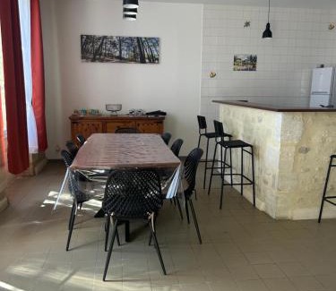 Valeyrac Casa | Pierres d'estuaire