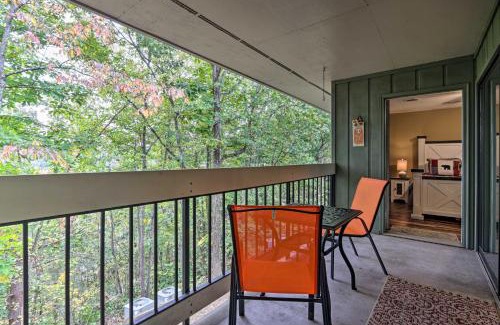 Pigeon Forge Apartamento | Pigeon Forge Condo with Balcony 5 Mi to Attractions